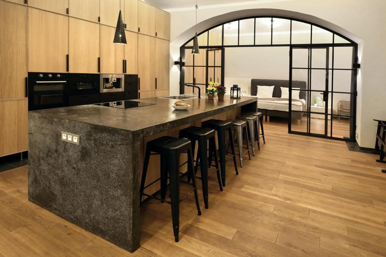 Design Loft 2 Minutes To Wenceslas Square Прага Екстериор снимка